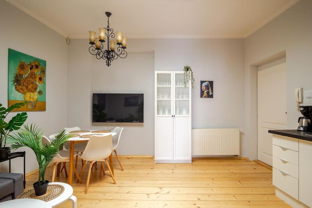 Florianska Gate Luxury Apartments Krakow Luaran gambar