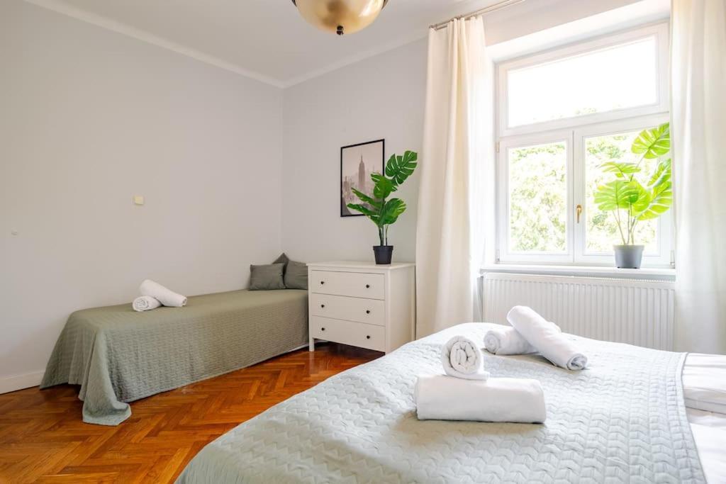 Florianska Gate Luxury Apartments Krakow Luaran gambar