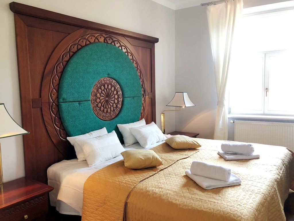 Florianska Gate Luxury Apartments Krakow Luaran gambar