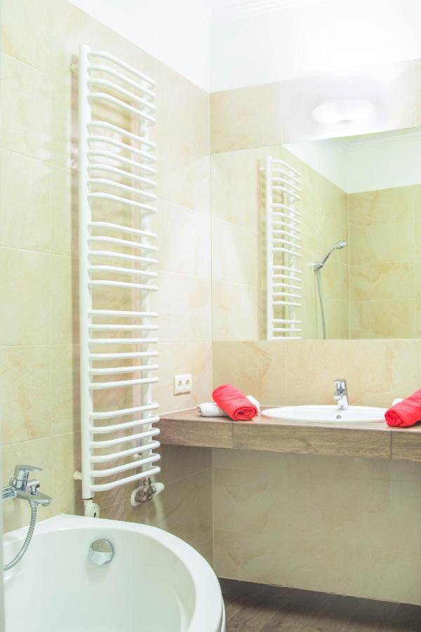 Florianska Gate Luxury Apartments Krakow Luaran gambar